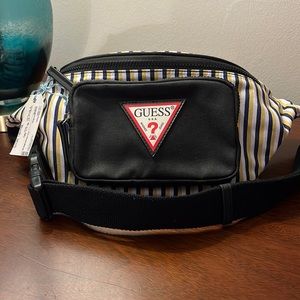 GUESS BELT BAG